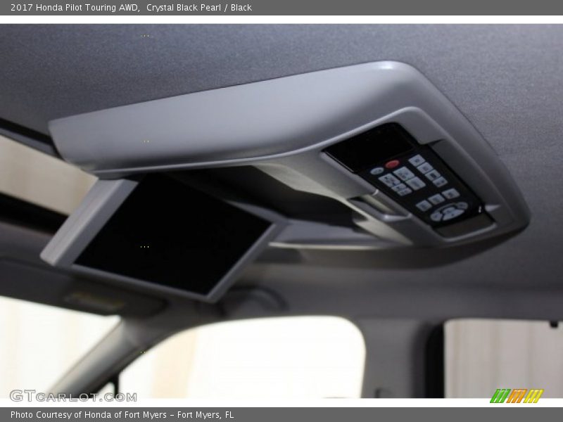 Crystal Black Pearl / Black 2017 Honda Pilot Touring AWD