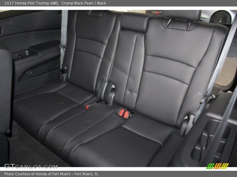 Crystal Black Pearl / Black 2017 Honda Pilot Touring AWD