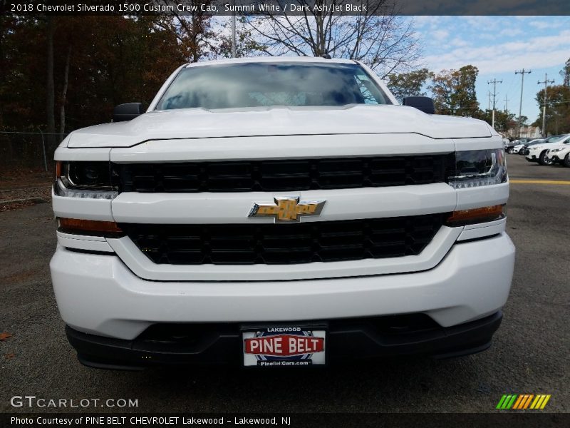 Summit White / Dark Ash/Jet Black 2018 Chevrolet Silverado 1500 Custom Crew Cab