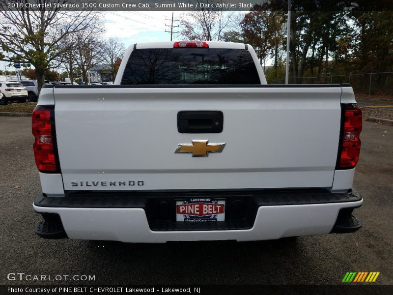 Summit White / Dark Ash/Jet Black 2018 Chevrolet Silverado 1500 Custom Crew Cab