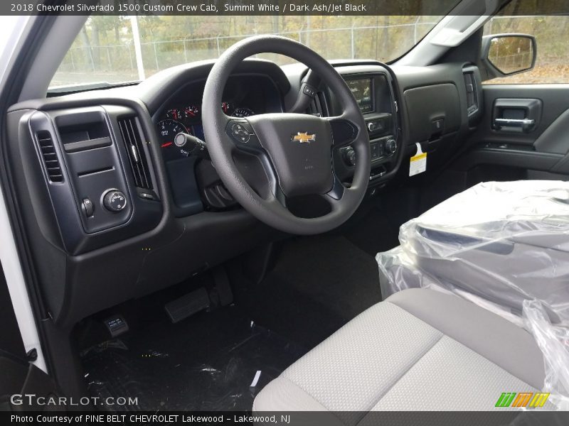 Summit White / Dark Ash/Jet Black 2018 Chevrolet Silverado 1500 Custom Crew Cab