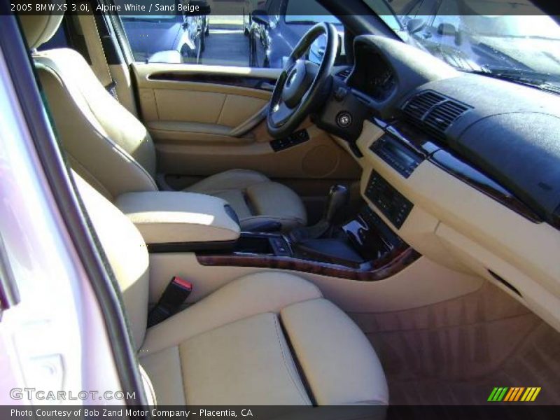 Alpine White / Sand Beige 2005 BMW X5 3.0i