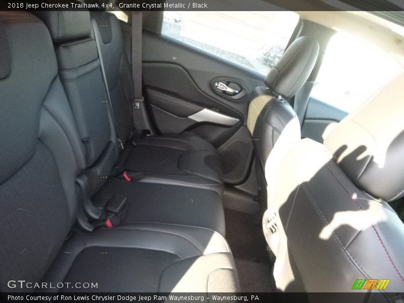 Granite Crystal Metallic / Black 2018 Jeep Cherokee Trailhawk 4x4
