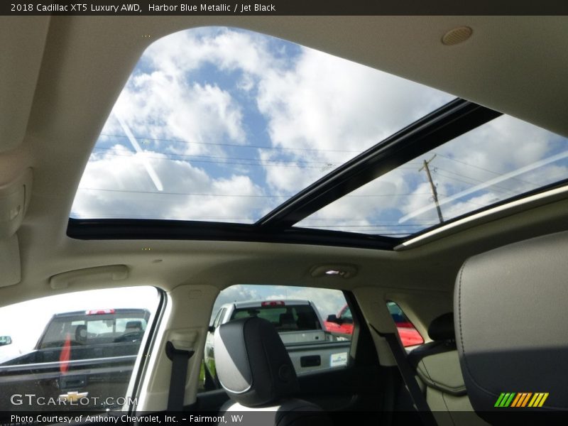 Harbor Blue Metallic / Jet Black 2018 Cadillac XT5 Luxury AWD