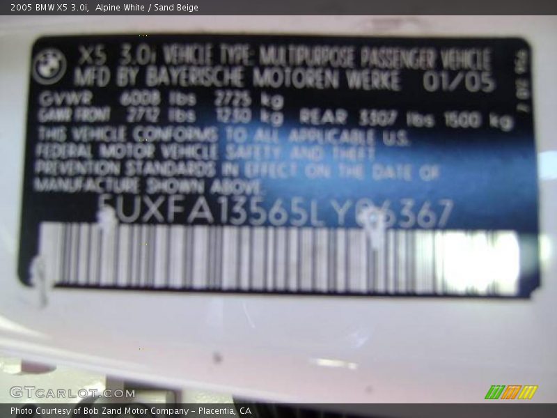 Alpine White / Sand Beige 2005 BMW X5 3.0i