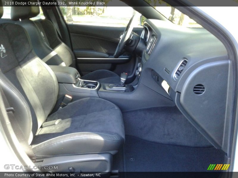 White Knuckle / Black 2018 Dodge Charger Daytona 392