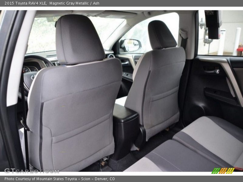 Magnetic Gray Metallic / Ash 2015 Toyota RAV4 XLE