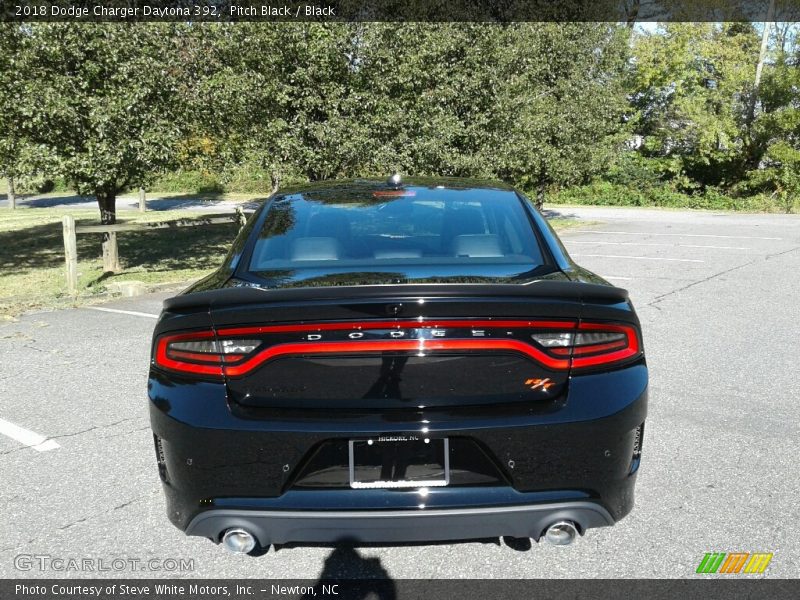 Pitch Black / Black 2018 Dodge Charger Daytona 392