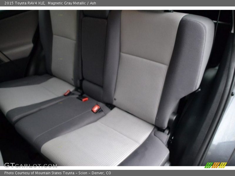 Magnetic Gray Metallic / Ash 2015 Toyota RAV4 XLE