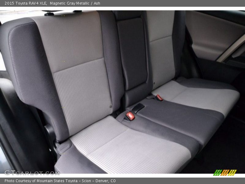 Magnetic Gray Metallic / Ash 2015 Toyota RAV4 XLE