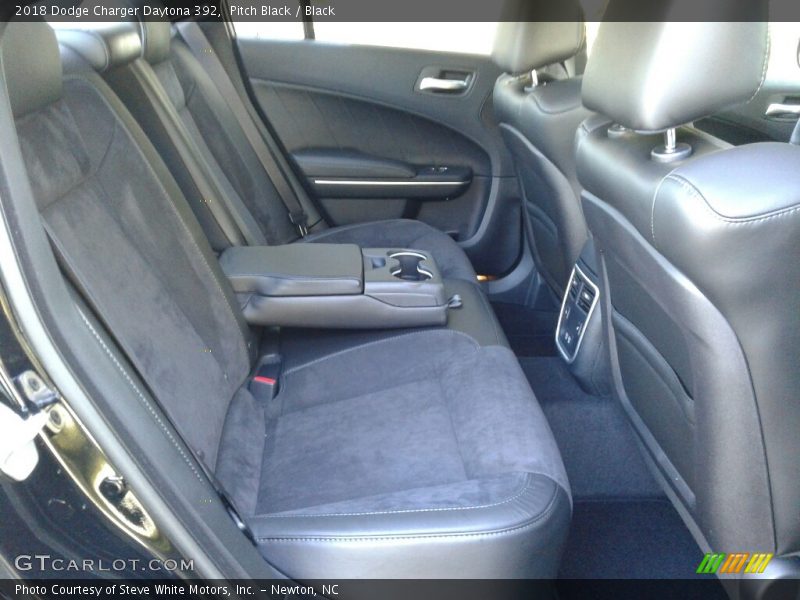 Pitch Black / Black 2018 Dodge Charger Daytona 392