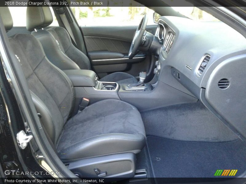 Pitch Black / Black 2018 Dodge Charger Daytona 392