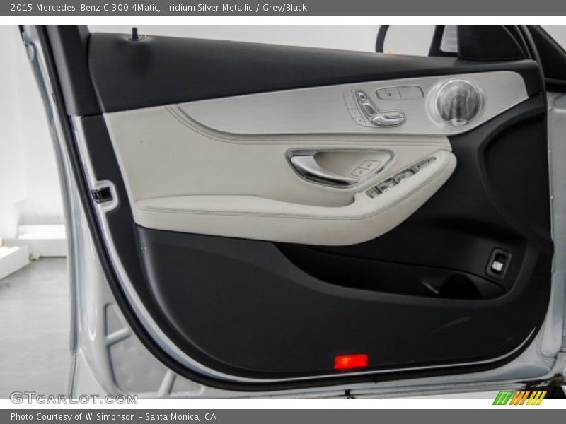 Iridium Silver Metallic / Grey/Black 2015 Mercedes-Benz C 300 4Matic