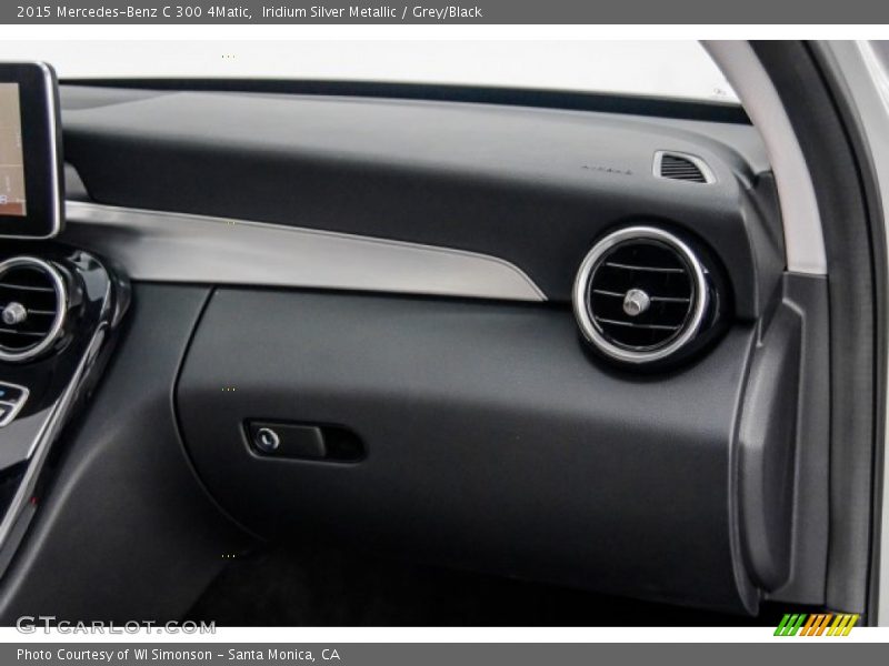 Iridium Silver Metallic / Grey/Black 2015 Mercedes-Benz C 300 4Matic