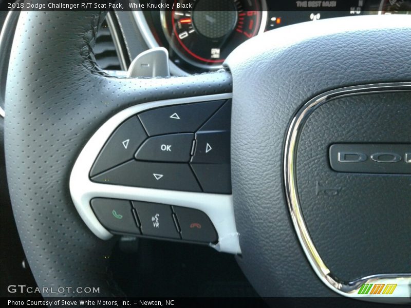 White Knuckle / Black 2018 Dodge Challenger R/T Scat Pack