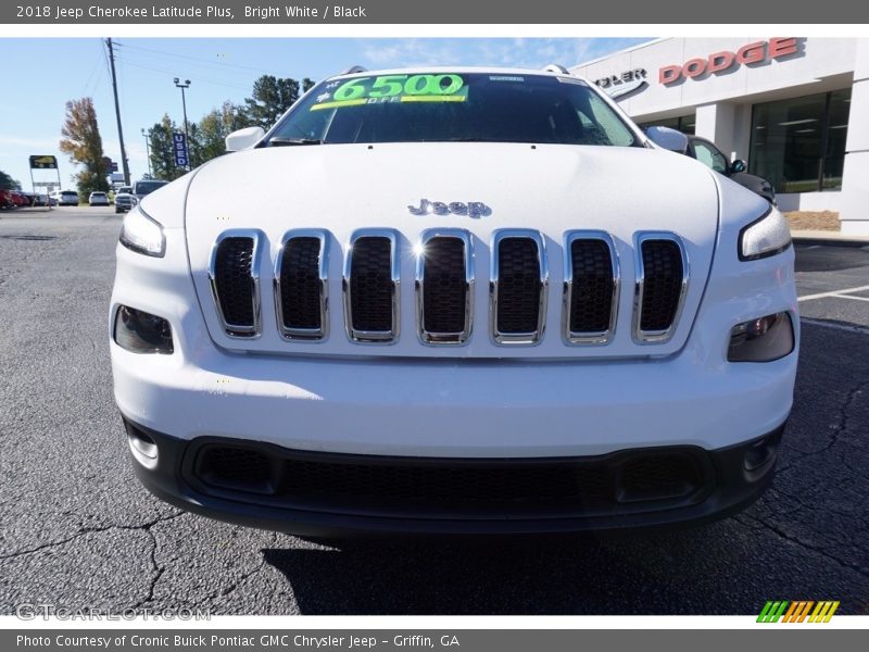 Bright White / Black 2018 Jeep Cherokee Latitude Plus