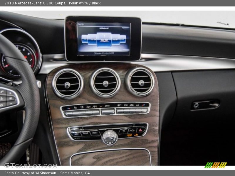 Polar White / Black 2018 Mercedes-Benz C 300 Coupe