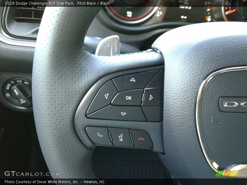 Pitch Black / Black 2018 Dodge Challenger R/T Scat Pack