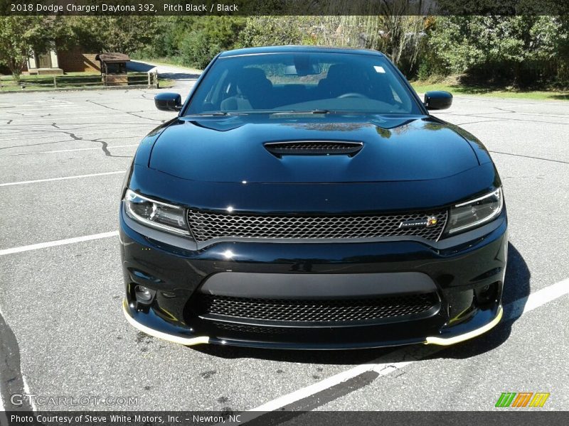 Pitch Black / Black 2018 Dodge Charger Daytona 392