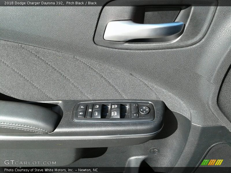 Pitch Black / Black 2018 Dodge Charger Daytona 392