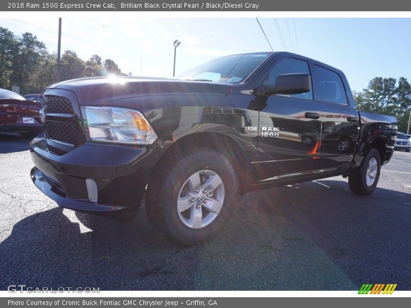 Brilliant Black Crystal Pearl / Black/Diesel Gray 2018 Ram 1500 Express Crew Cab