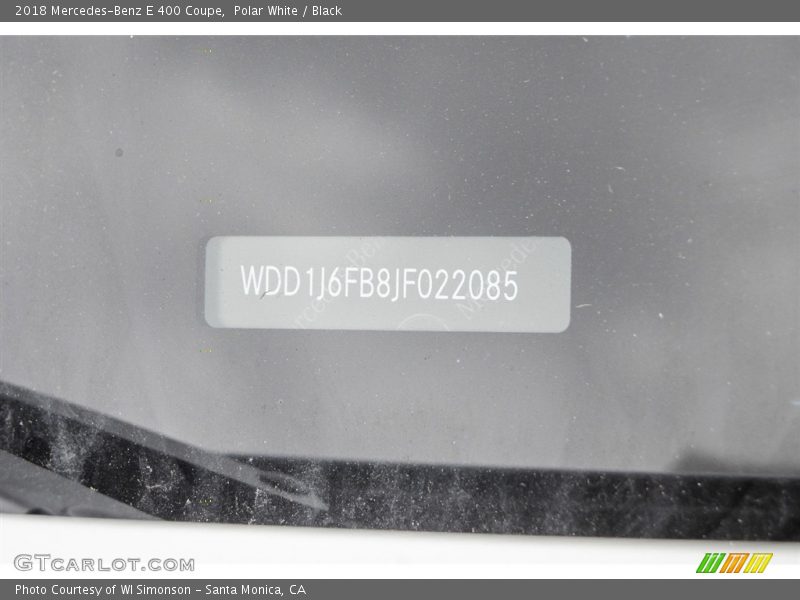 Polar White / Black 2018 Mercedes-Benz E 400 Coupe