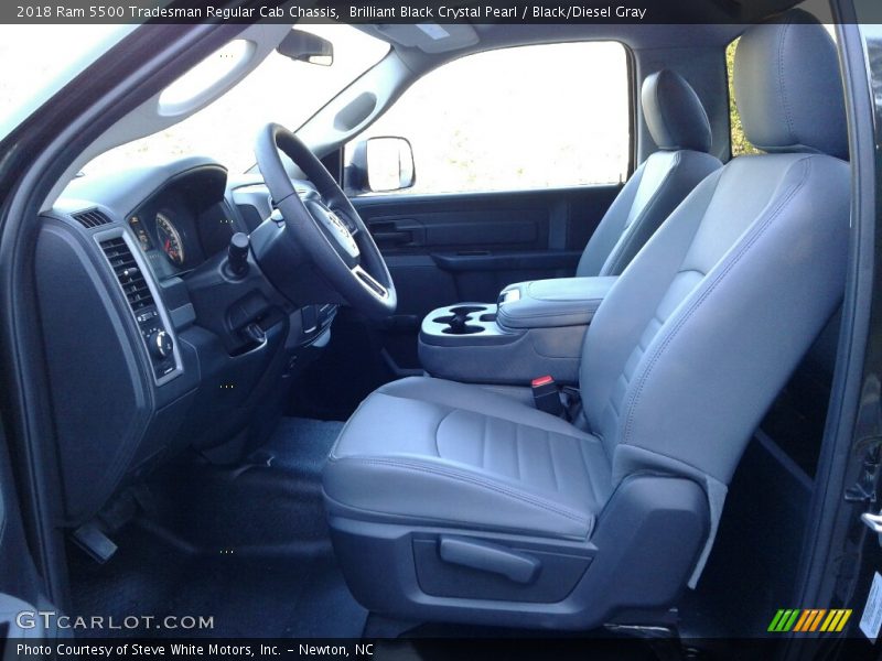 Brilliant Black Crystal Pearl / Black/Diesel Gray 2018 Ram 5500 Tradesman Regular Cab Chassis