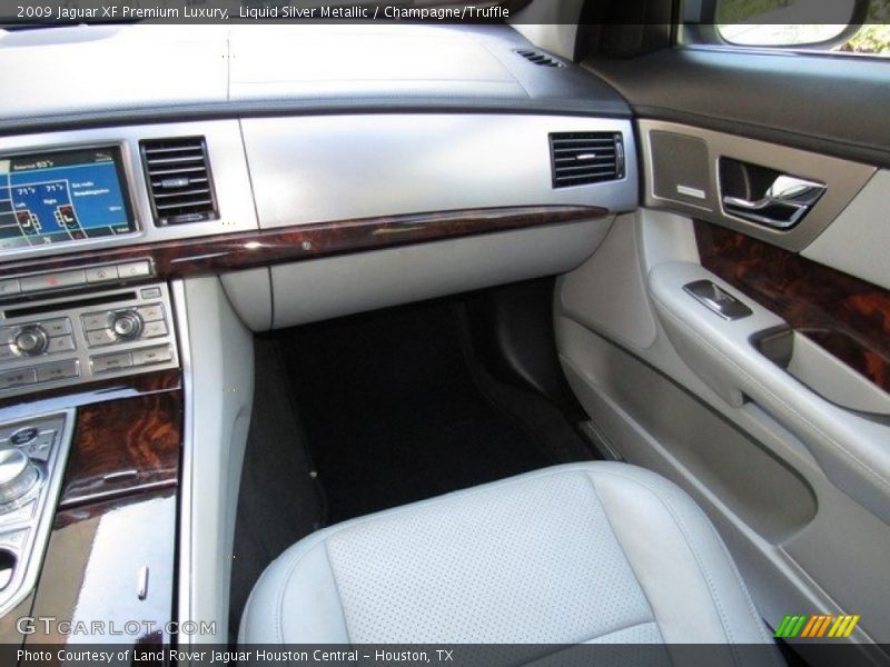 Liquid Silver Metallic / Champagne/Truffle 2009 Jaguar XF Premium Luxury