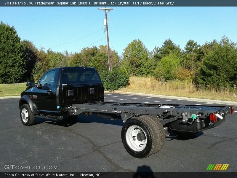 Brilliant Black Crystal Pearl / Black/Diesel Gray 2018 Ram 5500 Tradesman Regular Cab Chassis