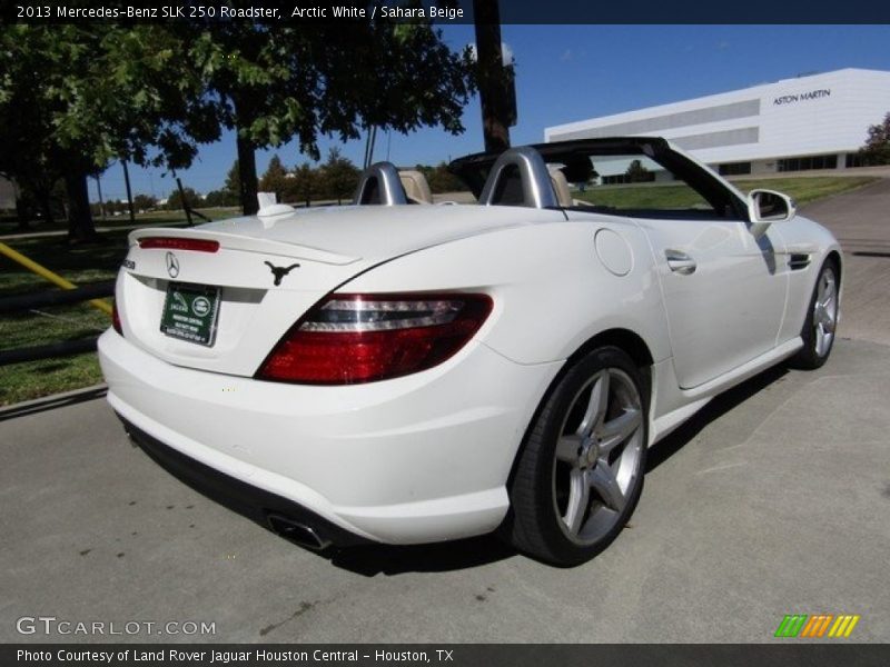 Arctic White / Sahara Beige 2013 Mercedes-Benz SLK 250 Roadster