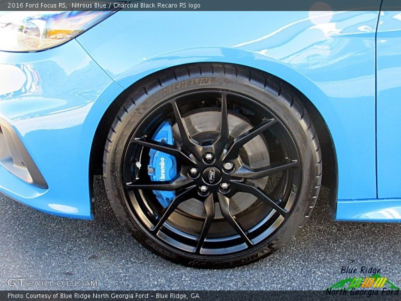 Nitrous Blue / Charcoal Black Recaro RS logo 2016 Ford Focus RS