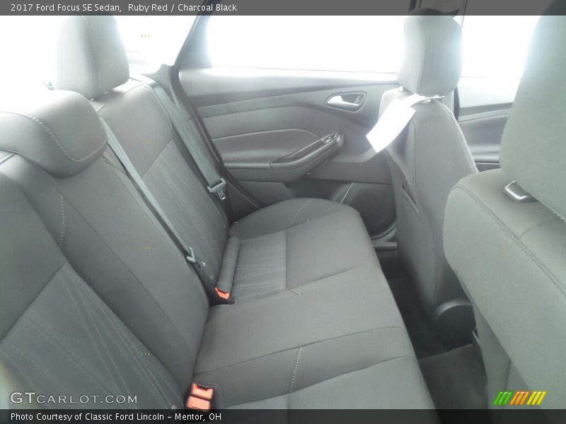 Ruby Red / Charcoal Black 2017 Ford Focus SE Sedan