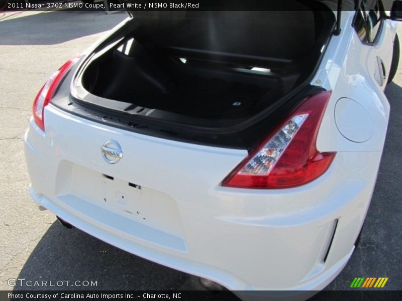 Pearl White / NISMO Black/Red 2011 Nissan 370Z NISMO Coupe