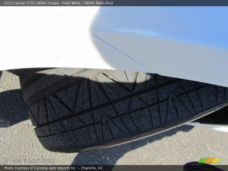 Pearl White / NISMO Black/Red 2011 Nissan 370Z NISMO Coupe