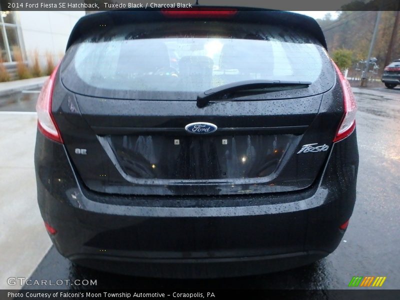 Tuxedo Black / Charcoal Black 2014 Ford Fiesta SE Hatchback
