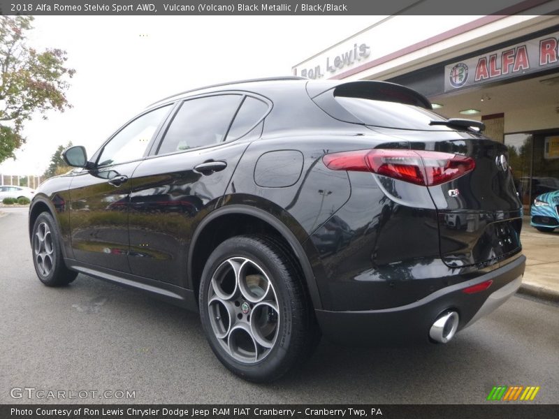 Vulcano (Volcano) Black Metallic / Black/Black 2018 Alfa Romeo Stelvio Sport AWD