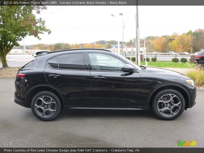 Vulcano (Volcano) Black Metallic / Black/Black 2018 Alfa Romeo Stelvio Sport AWD