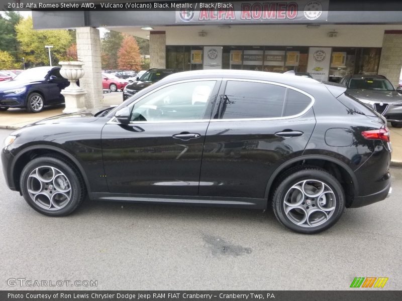 Vulcano (Volcano) Black Metallic / Black/Black 2018 Alfa Romeo Stelvio AWD