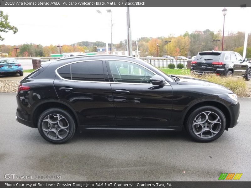 Vulcano (Volcano) Black Metallic / Black/Black 2018 Alfa Romeo Stelvio AWD