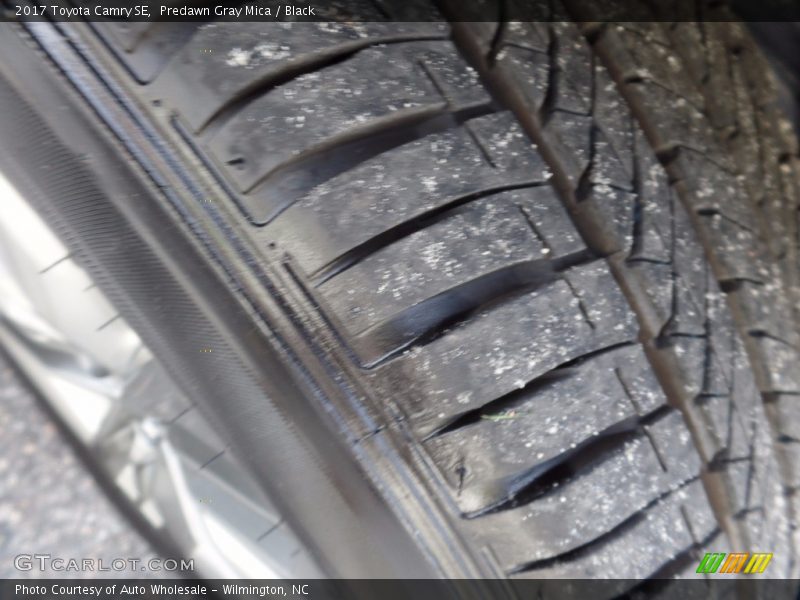 Predawn Gray Mica / Black 2017 Toyota Camry SE