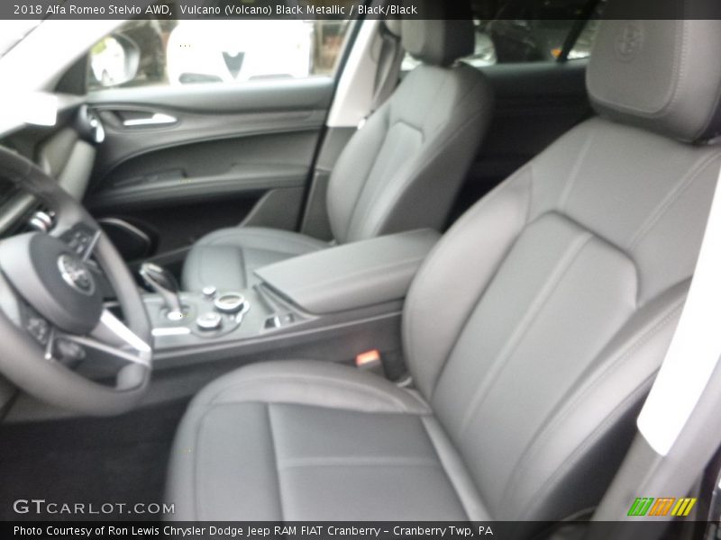 Vulcano (Volcano) Black Metallic / Black/Black 2018 Alfa Romeo Stelvio AWD