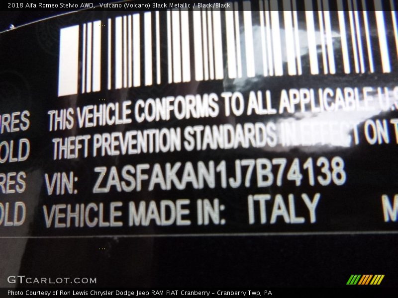 Vulcano (Volcano) Black Metallic / Black/Black 2018 Alfa Romeo Stelvio AWD