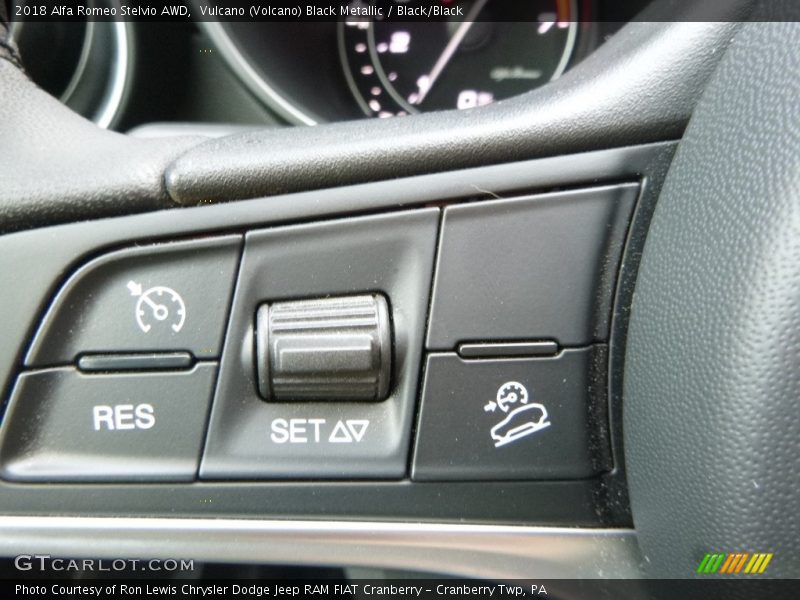 Vulcano (Volcano) Black Metallic / Black/Black 2018 Alfa Romeo Stelvio AWD