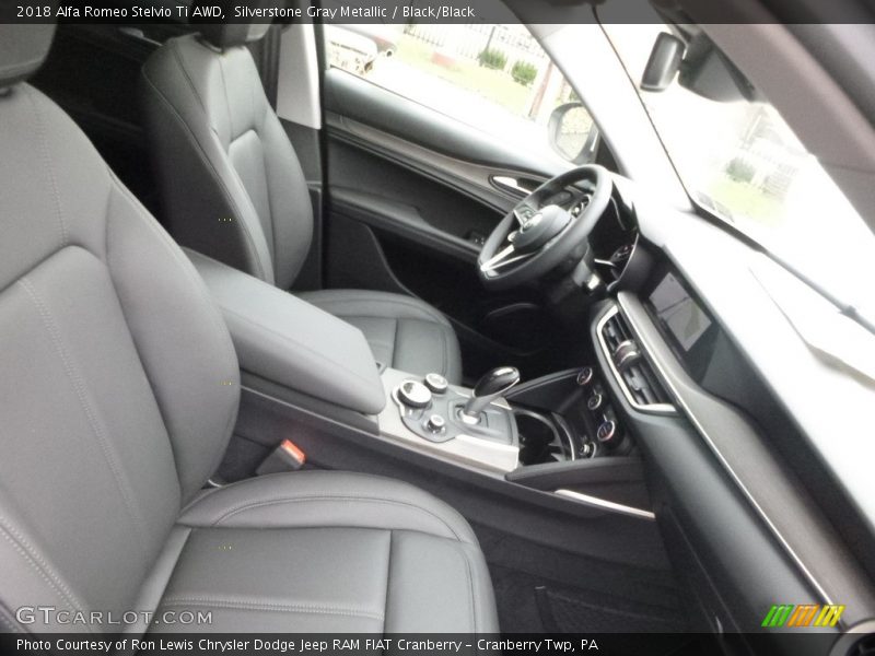 Silverstone Gray Metallic / Black/Black 2018 Alfa Romeo Stelvio Ti AWD