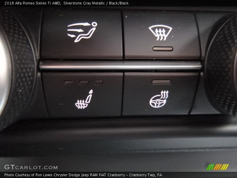 Silverstone Gray Metallic / Black/Black 2018 Alfa Romeo Stelvio Ti AWD