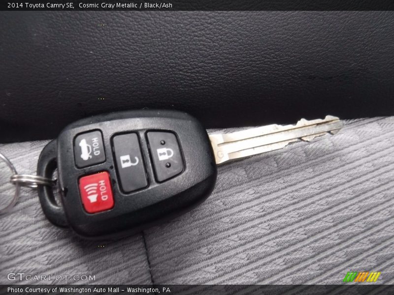 Cosmic Gray Metallic / Black/Ash 2014 Toyota Camry SE