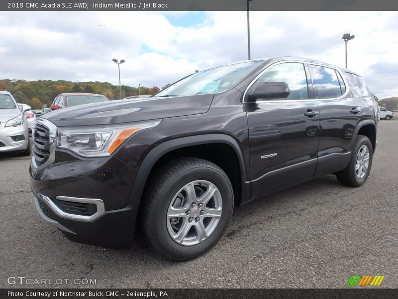 Front 3/4 View of 2018 Acadia SLE AWD