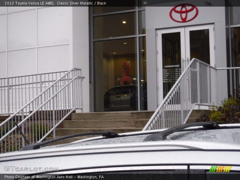 Classic Silver Metallic / Black 2013 Toyota Venza LE AWD