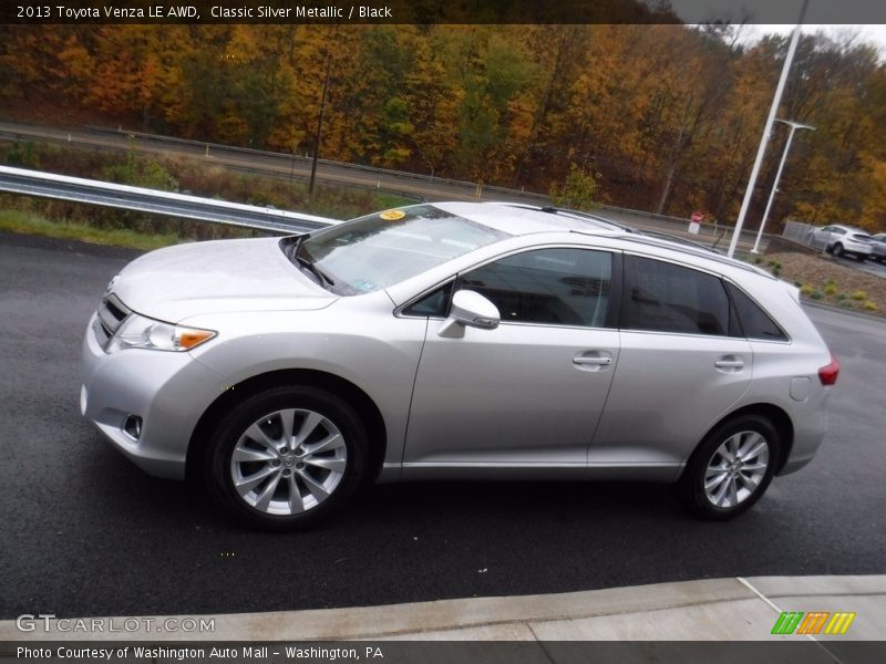 Classic Silver Metallic / Black 2013 Toyota Venza LE AWD