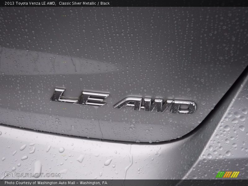 Classic Silver Metallic / Black 2013 Toyota Venza LE AWD